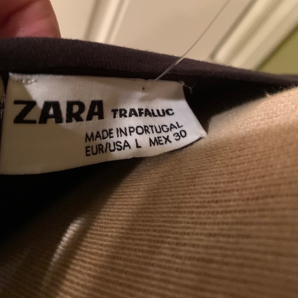 Woman’s tee shirt by Zara Trafaluc - Picture 4 of 5